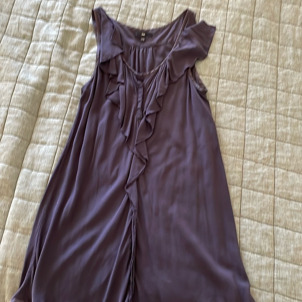 Gap small ruffle button tank